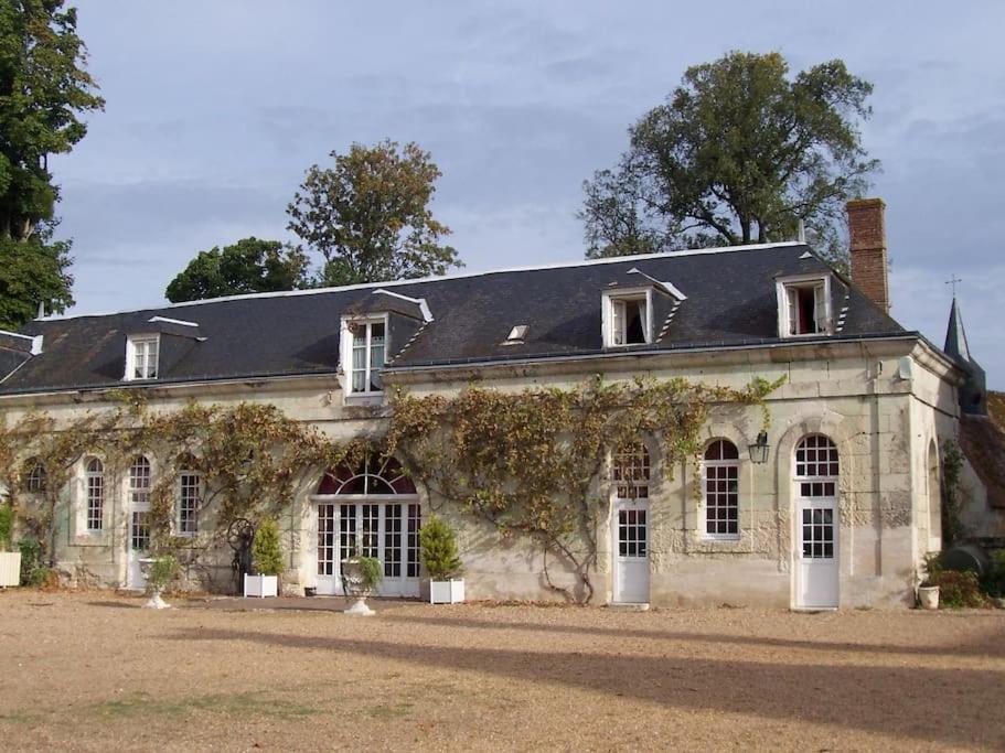 Gite De Groupe Du Chateau De La Meziere Villa Lunay Eksteriør billede